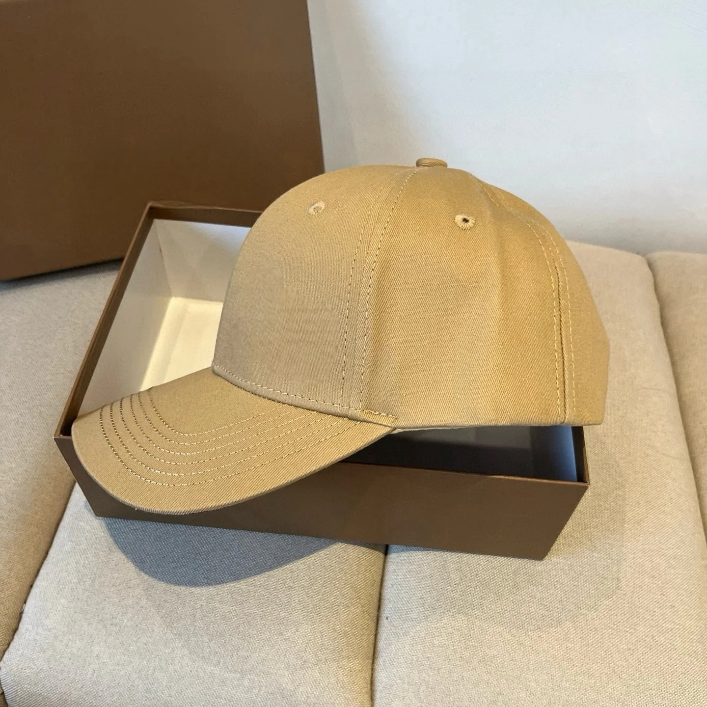 

High Quality Unisex Embroidered Baseball Cap Sophisticated Outdoor Hat Couples Memorable Festival Gift Trendy Similar Caps