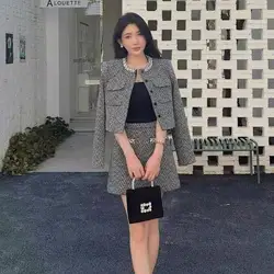 Autumn winter Zhao Liying's style rhinestone nail bead black and white dark gray short jacket A-line half skirt short skirt set