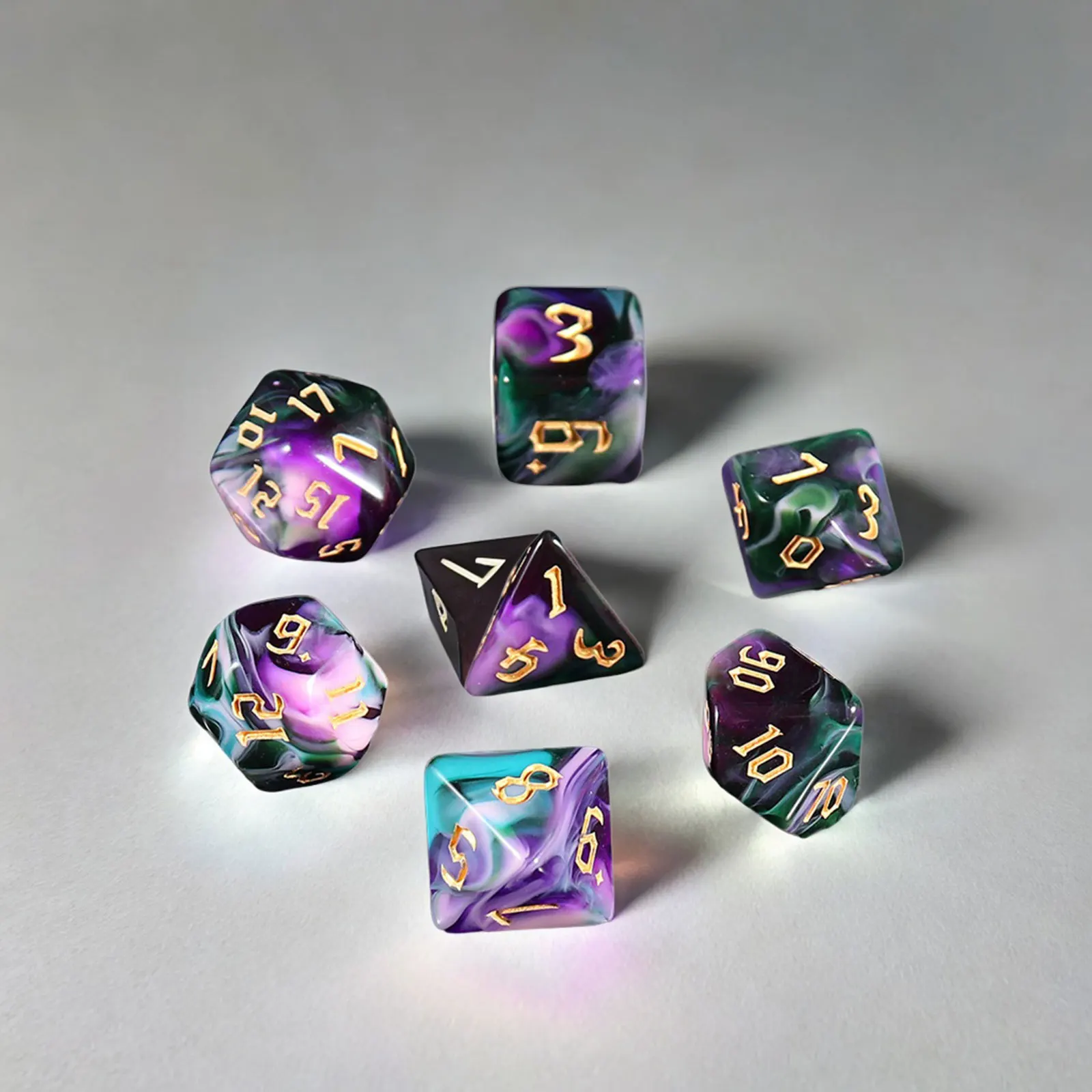 

7 Pcs of New Double Colors Dice Polyhedral Gold Font Digital Dices Kit for TRPG RPG D20 D12 D10 D8 D6 D4 Table Game Board Gaming