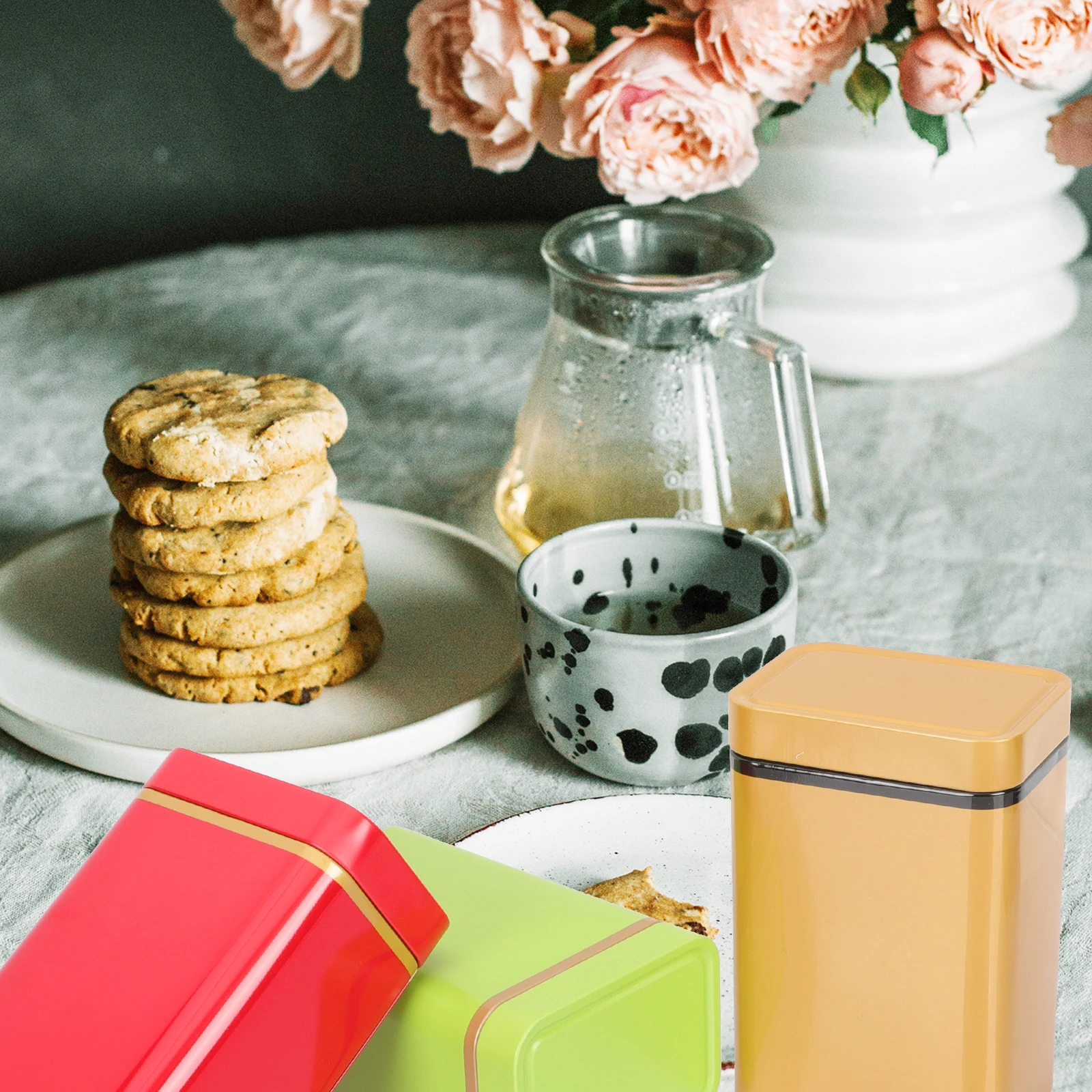 

3pcs Tea Tinplate Iron Box Sealed Holder Red Green Gold Tinplate Tea Jars Storage Container for Coffee Snack