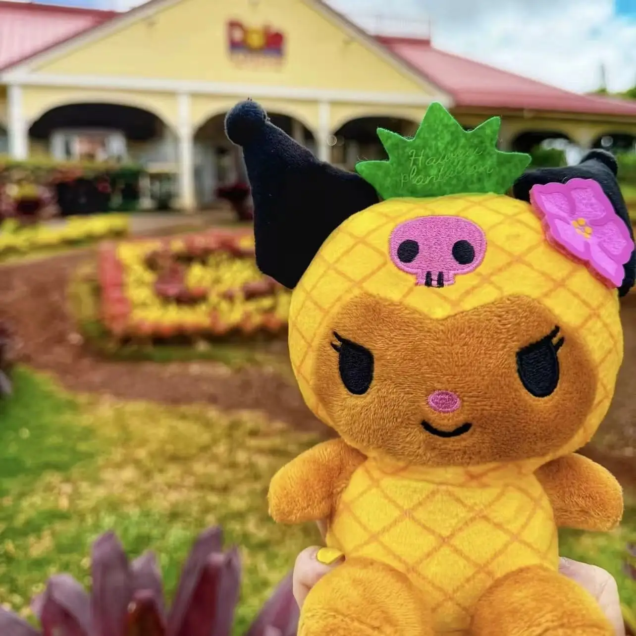 Sanrio Hawaiian Pineapple Collection Dark Skin Kuromi Plüschtier Schlüsselanhänger schwarze Haut My Melody Kleiner Anhänger Rucksackbehänge