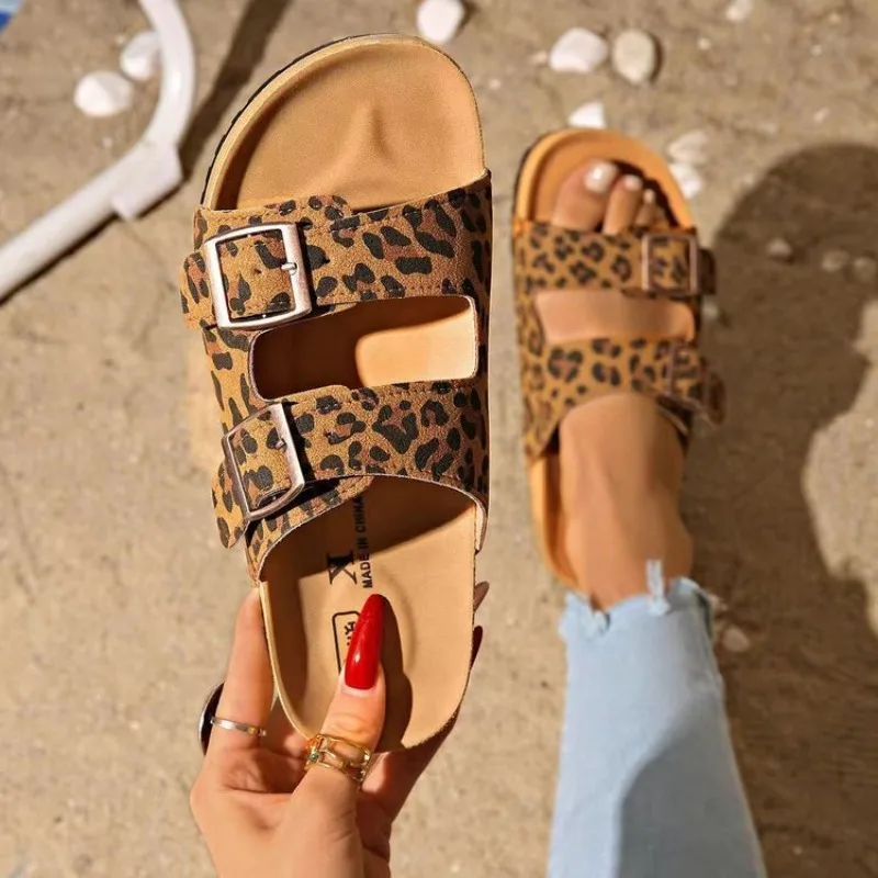 

Женские противоскользящие тапочки, летние уличные пляжные сандалии на плоской подошве, женские тапочки без шнуровки на плоской подошве, легкая дизайнерская обувь, женские шлепанцы