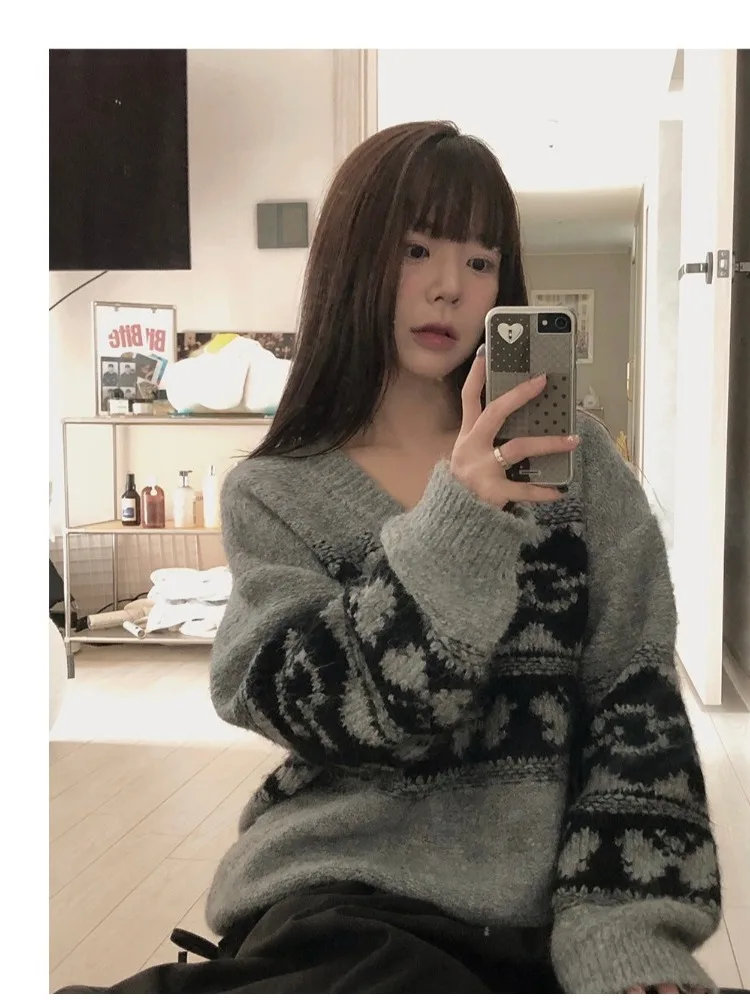 

Свободный вязаный свитер с длинными рукавами и V-образным вырезом для женщин: модный, этнический стиль, зимний, комфортный, универсальный дизайн, топ в стиле Lazy Style