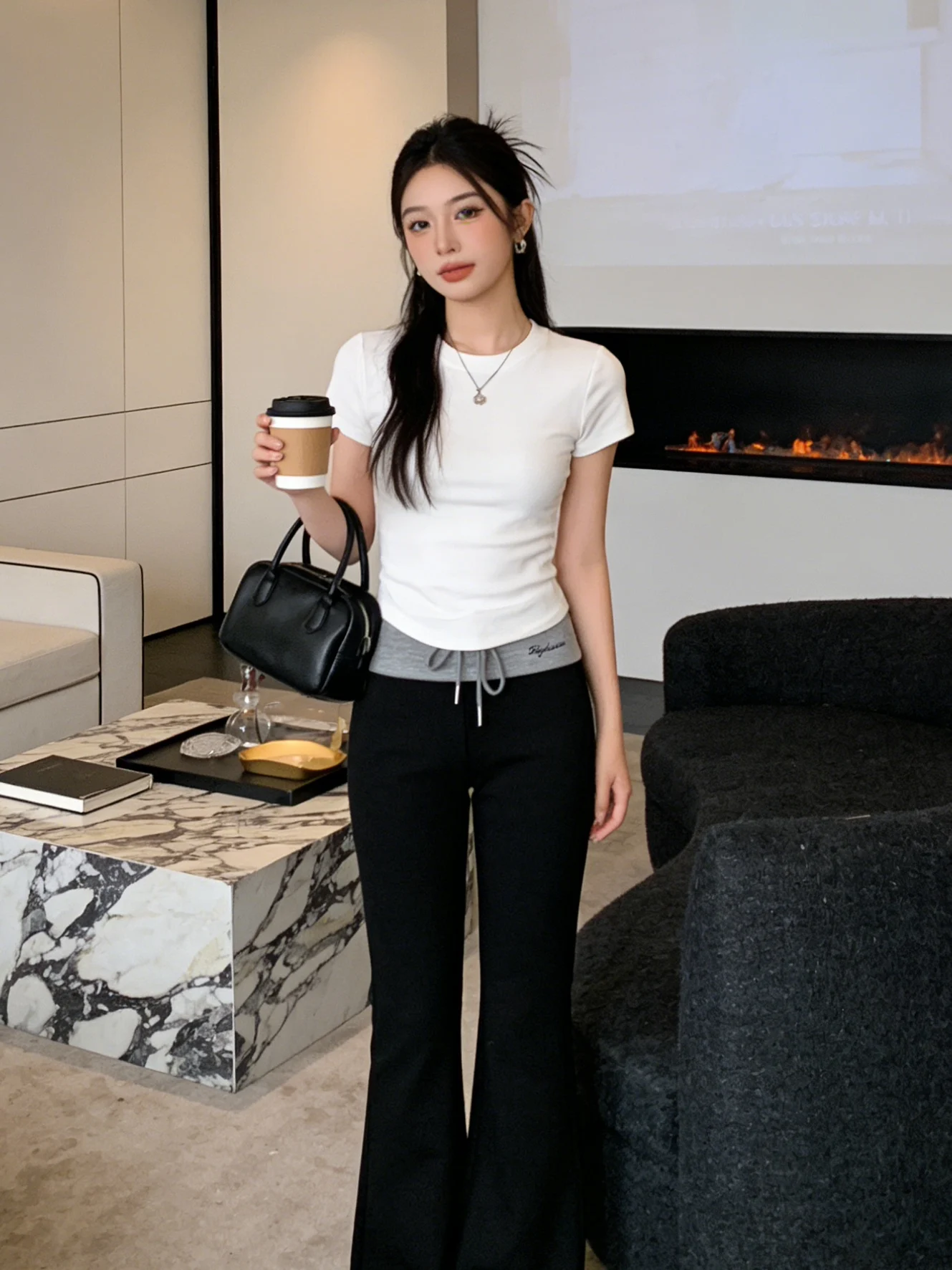 

Американские ретро-брюки-клеш с низкой талией для похудения, повседневные, на раннюю весну, новые, с вышивкой, в стиле Spicy Girl