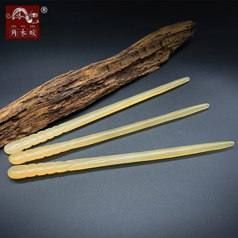 Carved horn hairpins, sticks, accessories for long hair, with various styles and fine craftsmanship