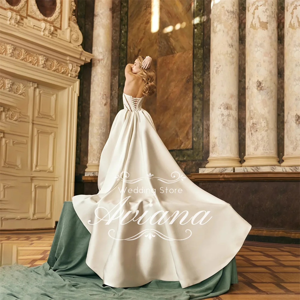 Aviana ที่กําหนดเองชุดเจ้าสาว Lace Up A-Line ชุดแต่งงานลูกไม้ Sweetheart Corset Sweeep Train Elegant ออกแบบใหม่ Ball Gown 2025