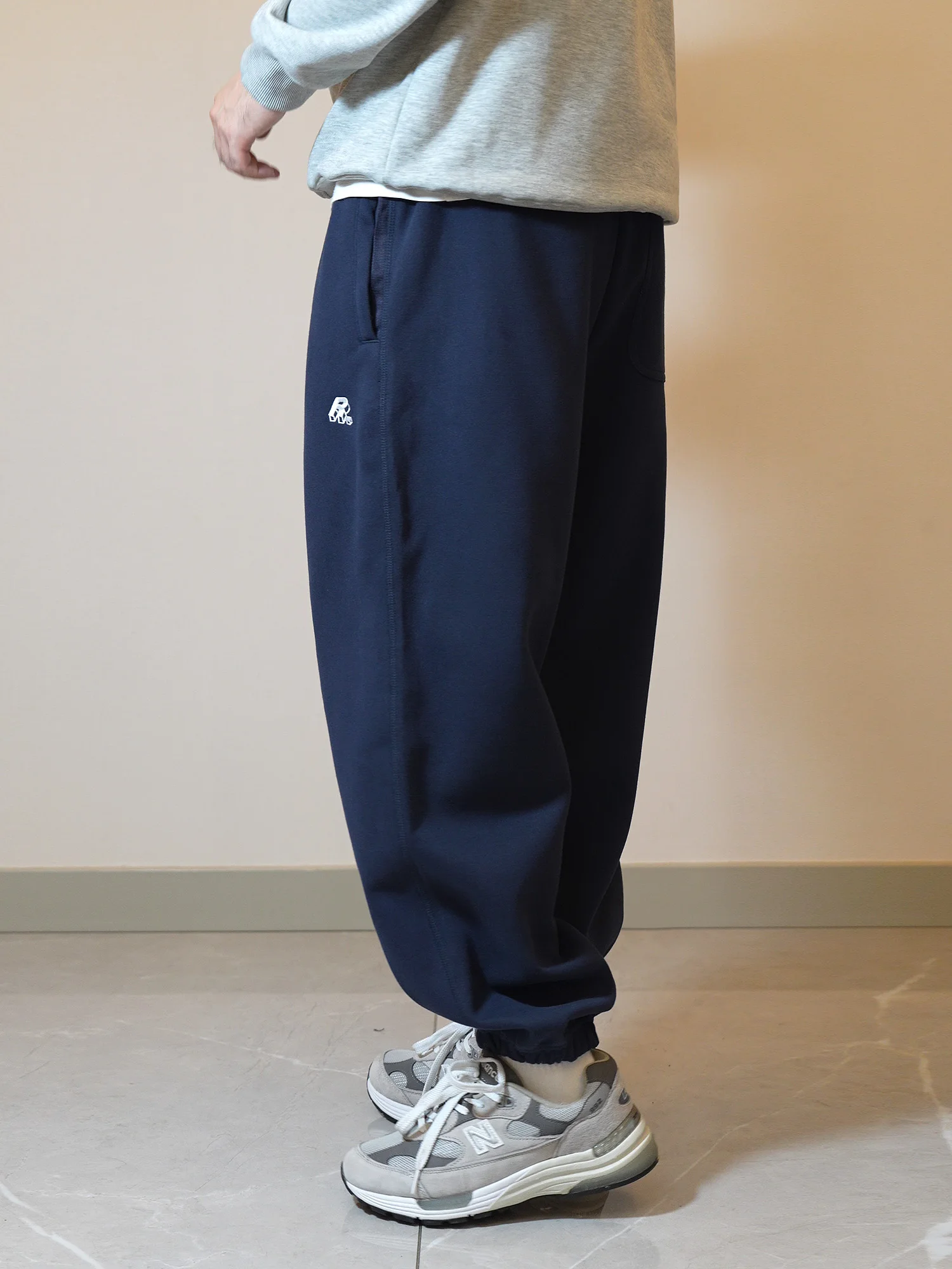 

Мужские зимние утепленные брюки свободного кроя с флисовой подкладкой в американском стиле, повседневные спортивные брюки больших размеров, мешковатые, с манжетами