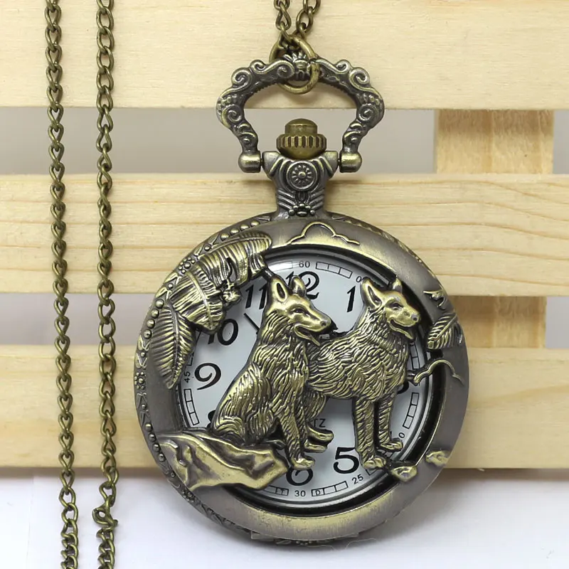 Vintage Cool Wolf Dog Pattern Necklace Watch Quartz Movement Antique Charm Pendant Pocket Clock Gift Kids Men Women