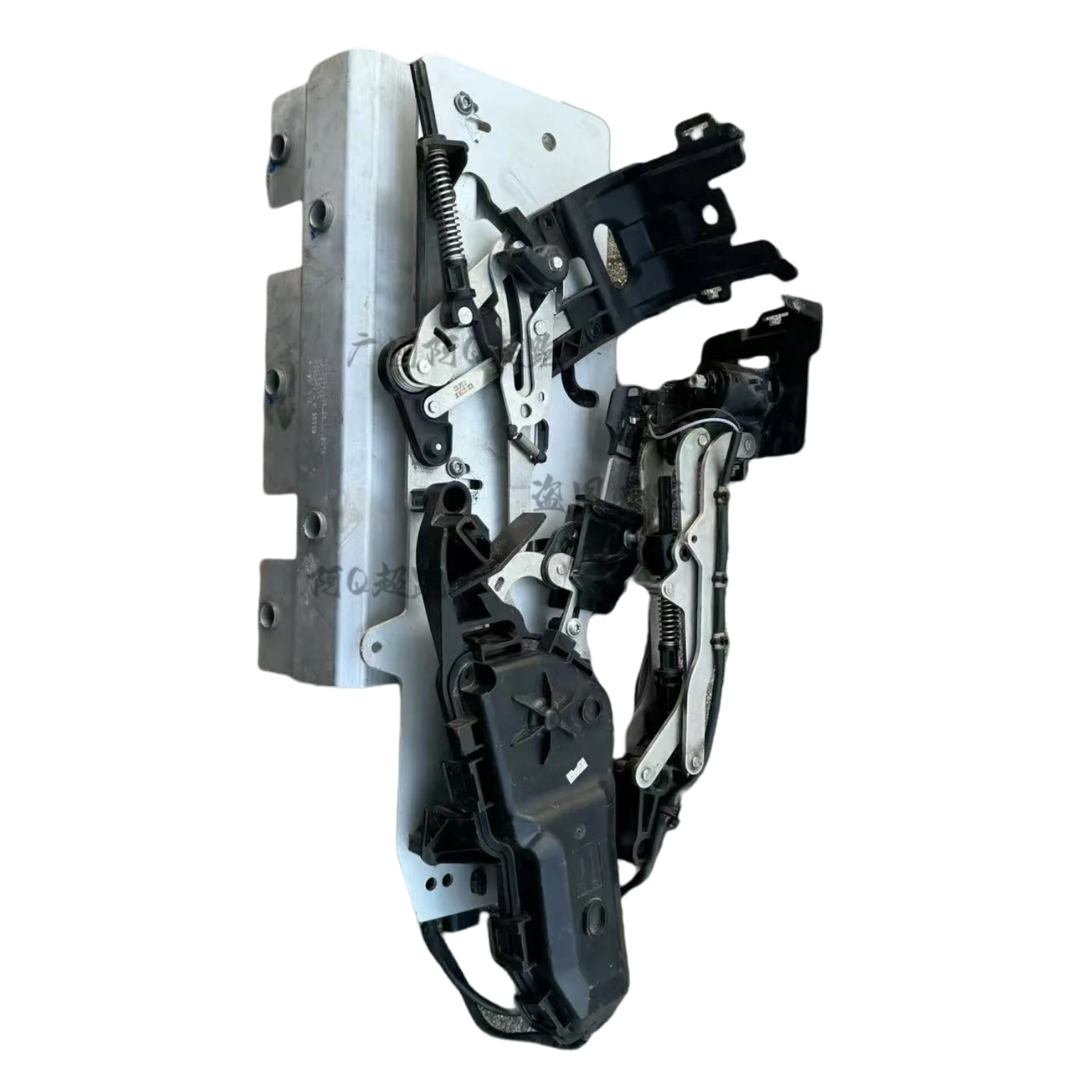 

For Rolls Royce Cullinan Original Sink Mechanism Water Tank Logo 51137459513