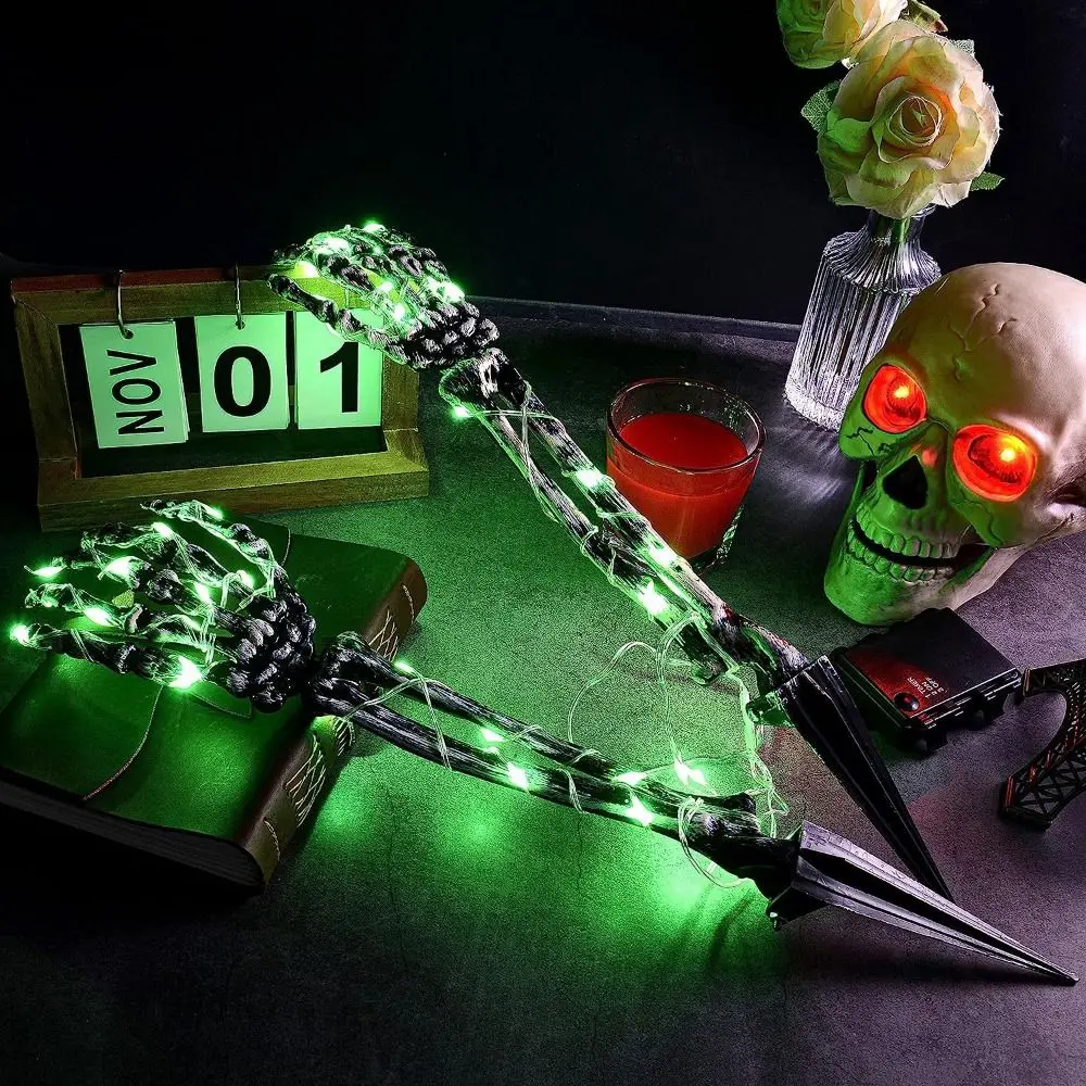 

Exquisite Lighted Skeleton Hand Props LED Handmade Glowing Skeleton Hand Battery Operated Plastic Ghost Skeleton Hand Lamp
