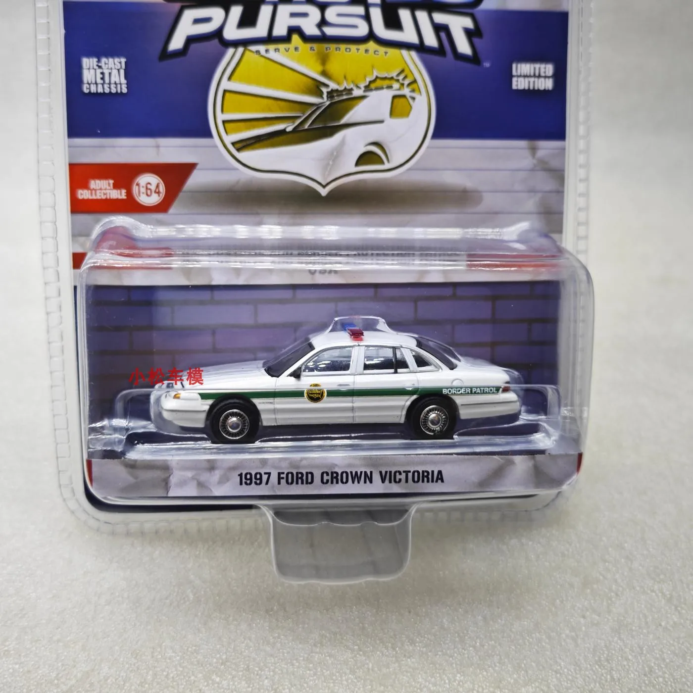 Greenlight 1:64 الولايات المتحدة 1997 فورد كراون فيكتوريا سبيكة نموذج سيارة عالية التفاصيل للأطفال المجمع هدية زينة زخرفية هدية