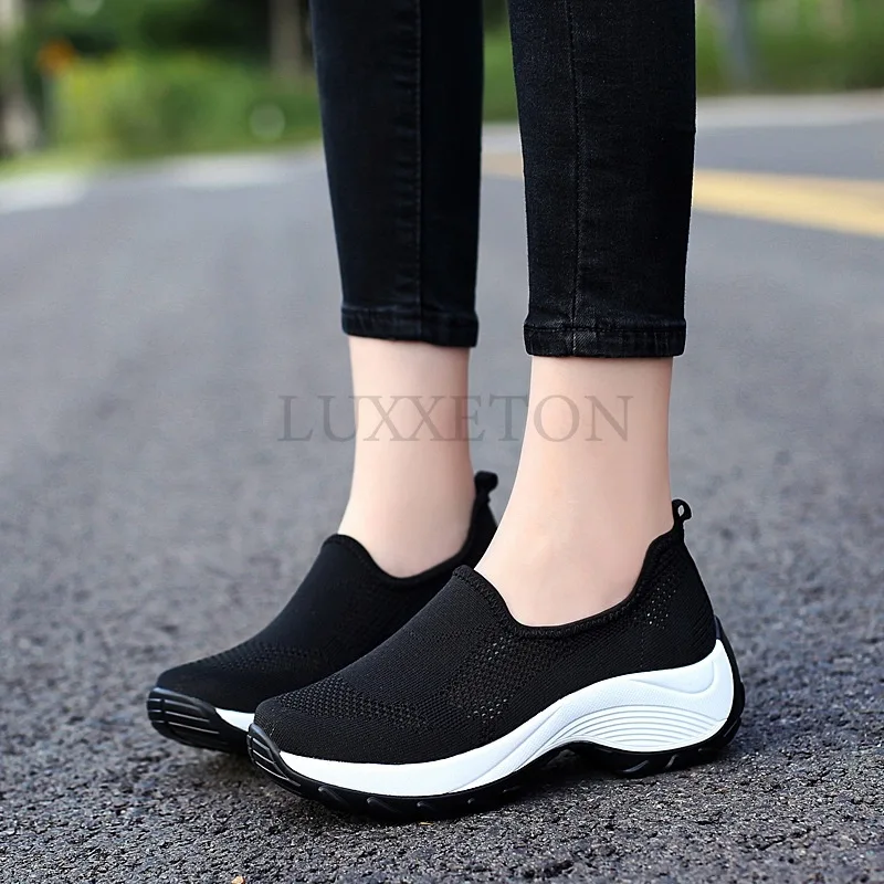 Women Walking Shoes Summer Solid Color Mesh Breathable Wedges Sneakers Outdoor Plus  Size  Slip  on  Loafers Zapatos Para  Mujer