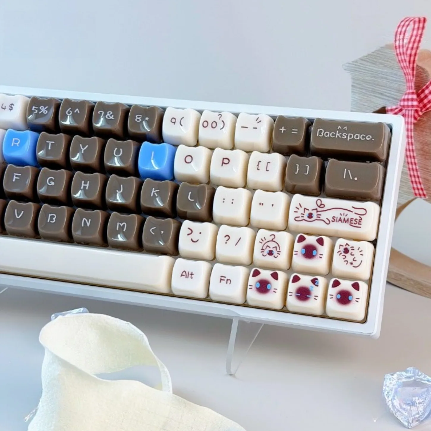 MAO Candy Cat Keycap Cute Siamese Cat Keycap 130 Keys Suitable for Mechanical Keyboard 61/75/87/104/108