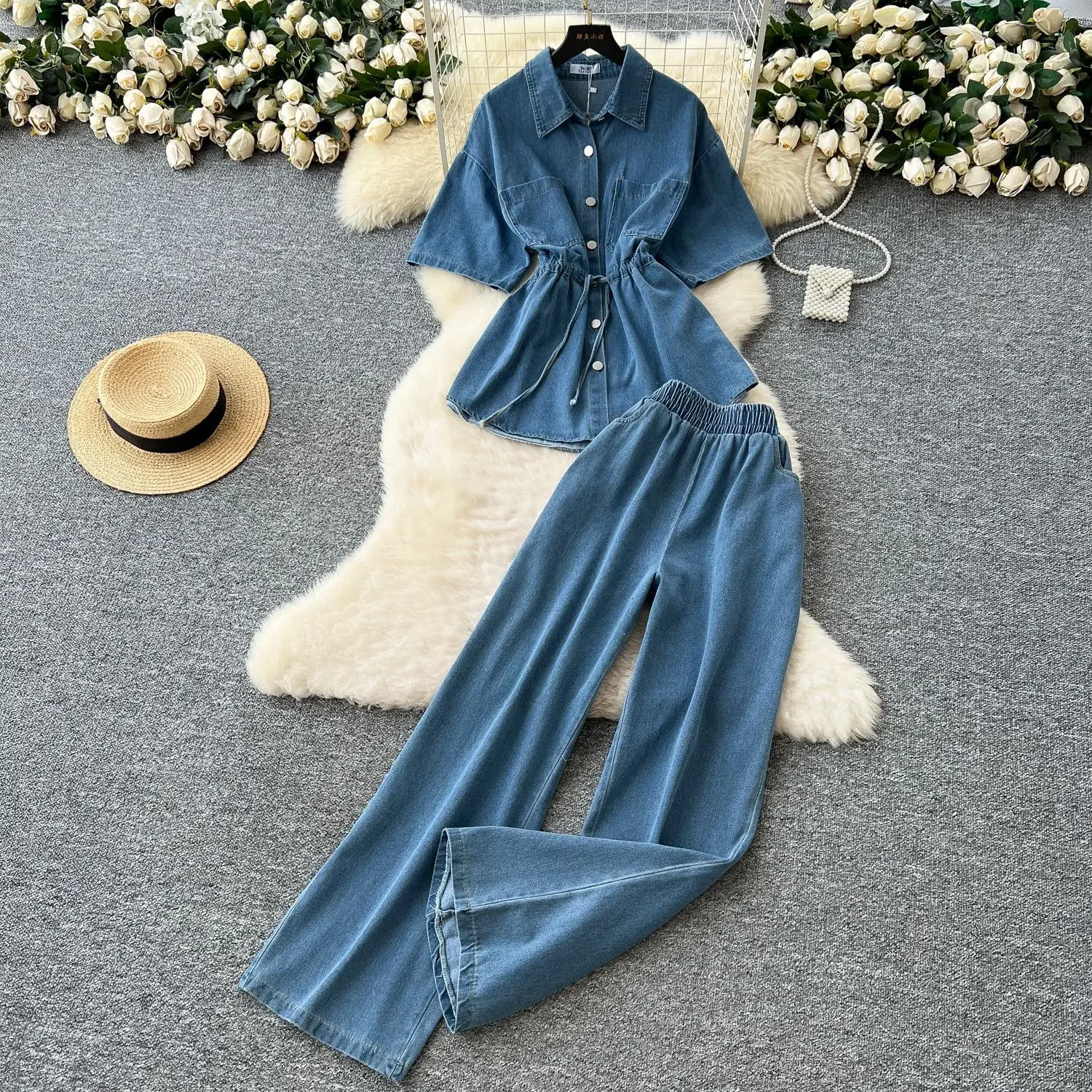 

Retro Solid-colored Denim Two-piece Set. Women's Summer Drawstring Polo Collar Short-sleeved Shirt+Elastic Waist Wide Leg Pants