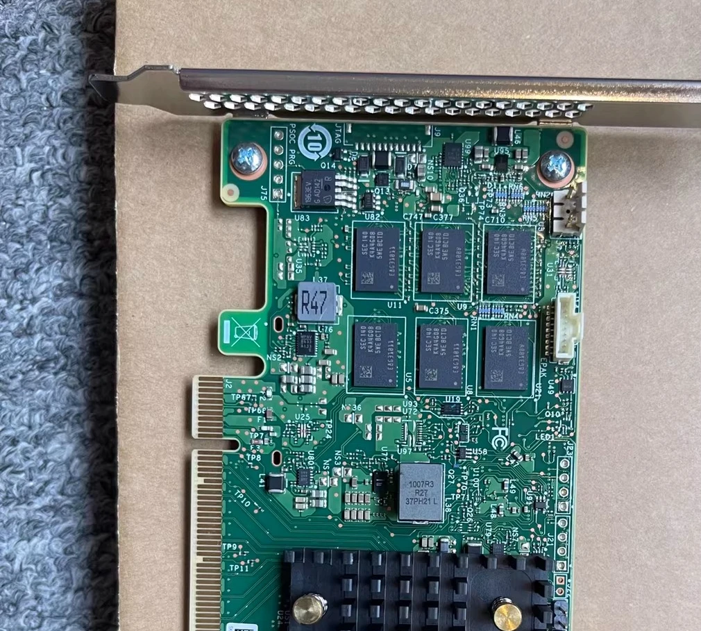 

2026 new M MegaRD 9560-8i Disk Array Card 05-50077-01 Original three-year warranty