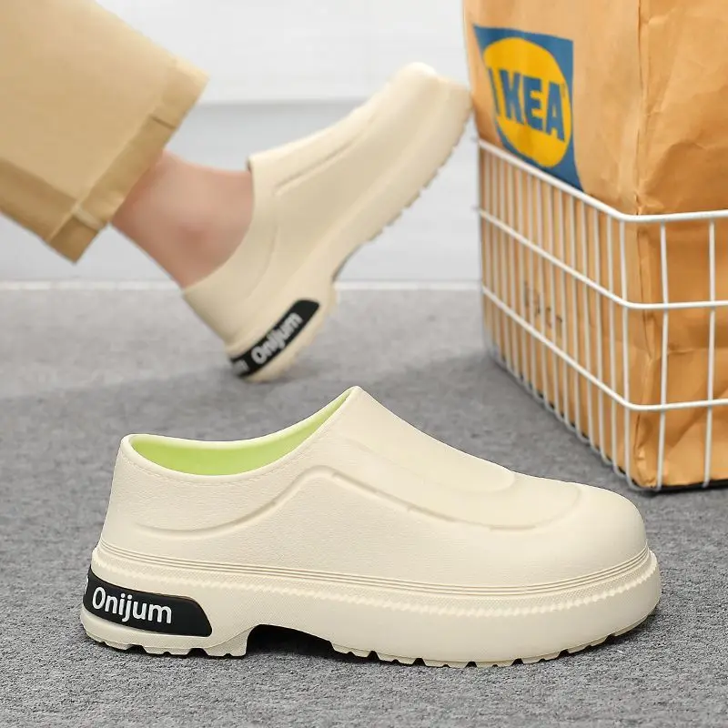 Men Summer Closed Toe Waterproof Non Slip Oil Proof Chef Clogs Thick Sole Indoor Outdoor Casual Slippers