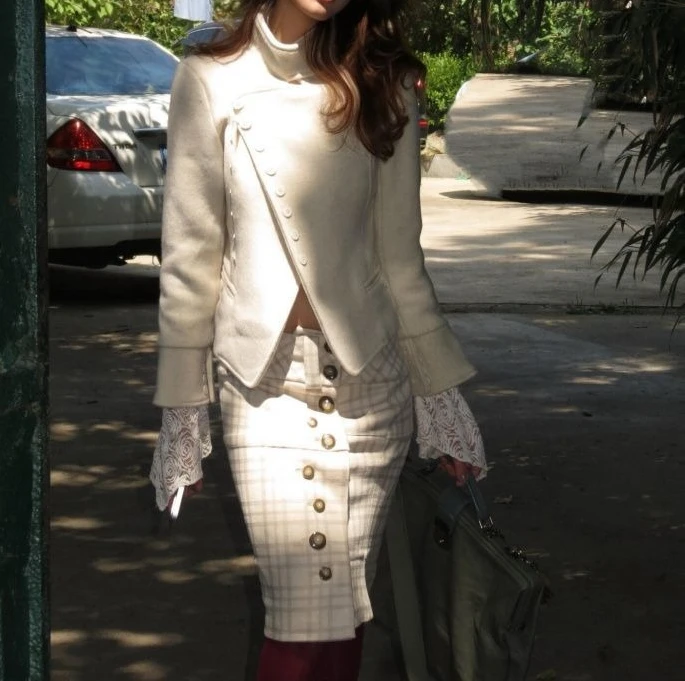 

Elegant and Sophisticated Lady-style Celebrity Outfit: Woolen Coat High-waisted Pencil Skirt New Winter Women's Two-piece Set