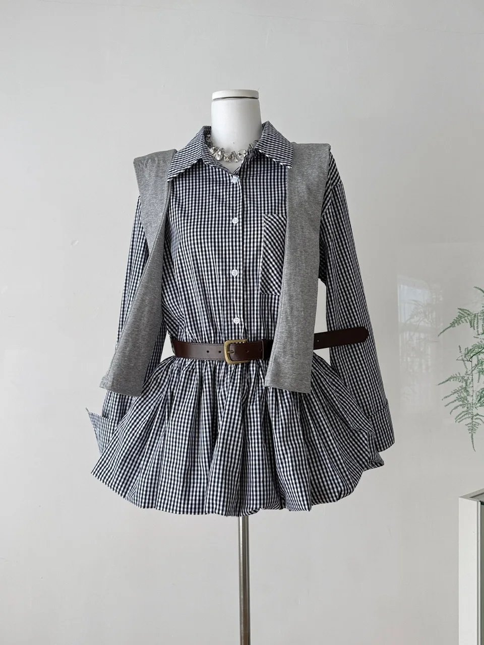 Mujer de principios de otoño Faion adelgazante largo Sve Plaid Puffy Dr tejido envolvente cintura ceñida Midi Dr