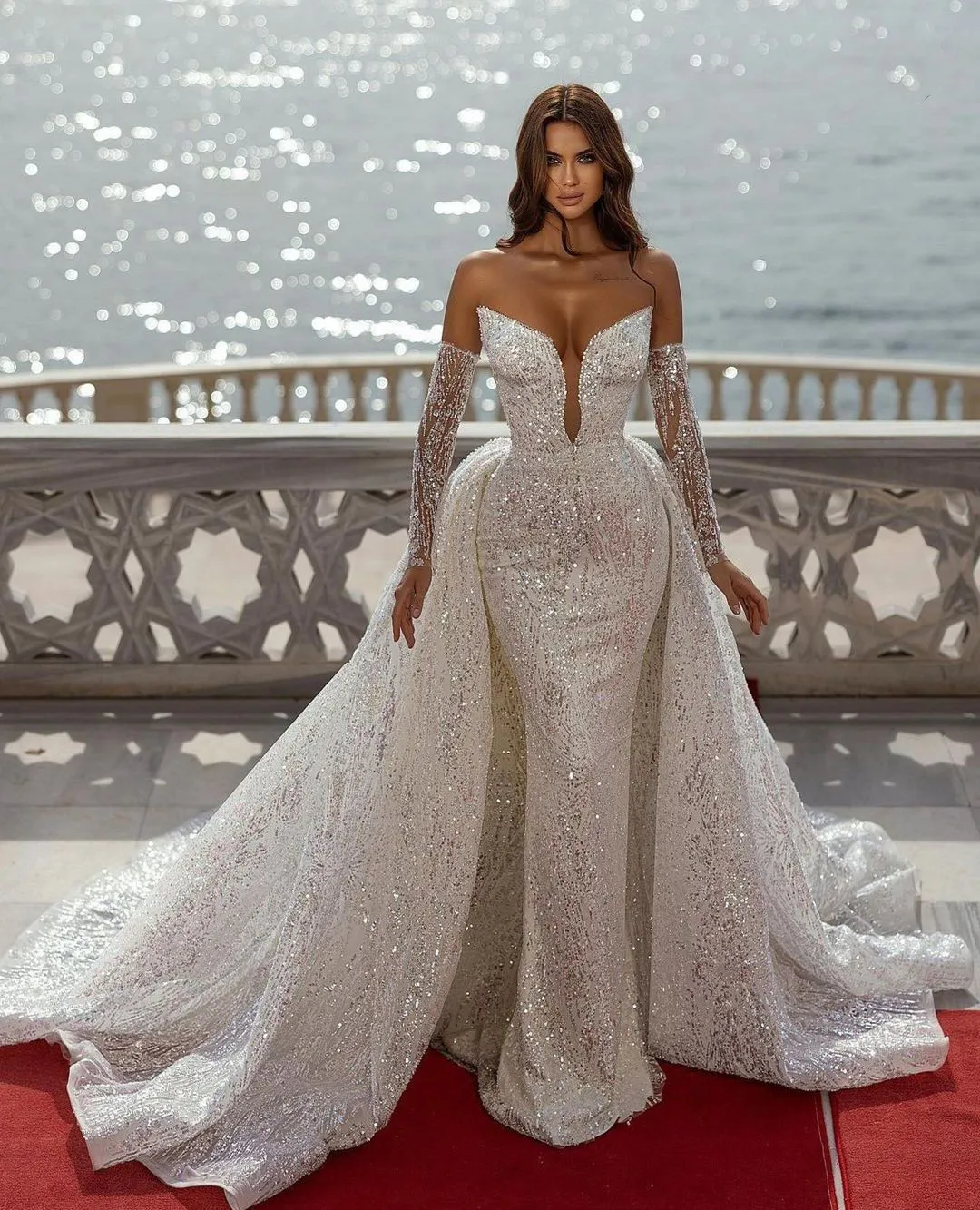 جديد حورية البحر فستان الزفاف كم طويل عميق الخامس الرقبة الترتر يزين الدانتيل متابعة انفصال قطار زي العرائس حجم كبير مخصص