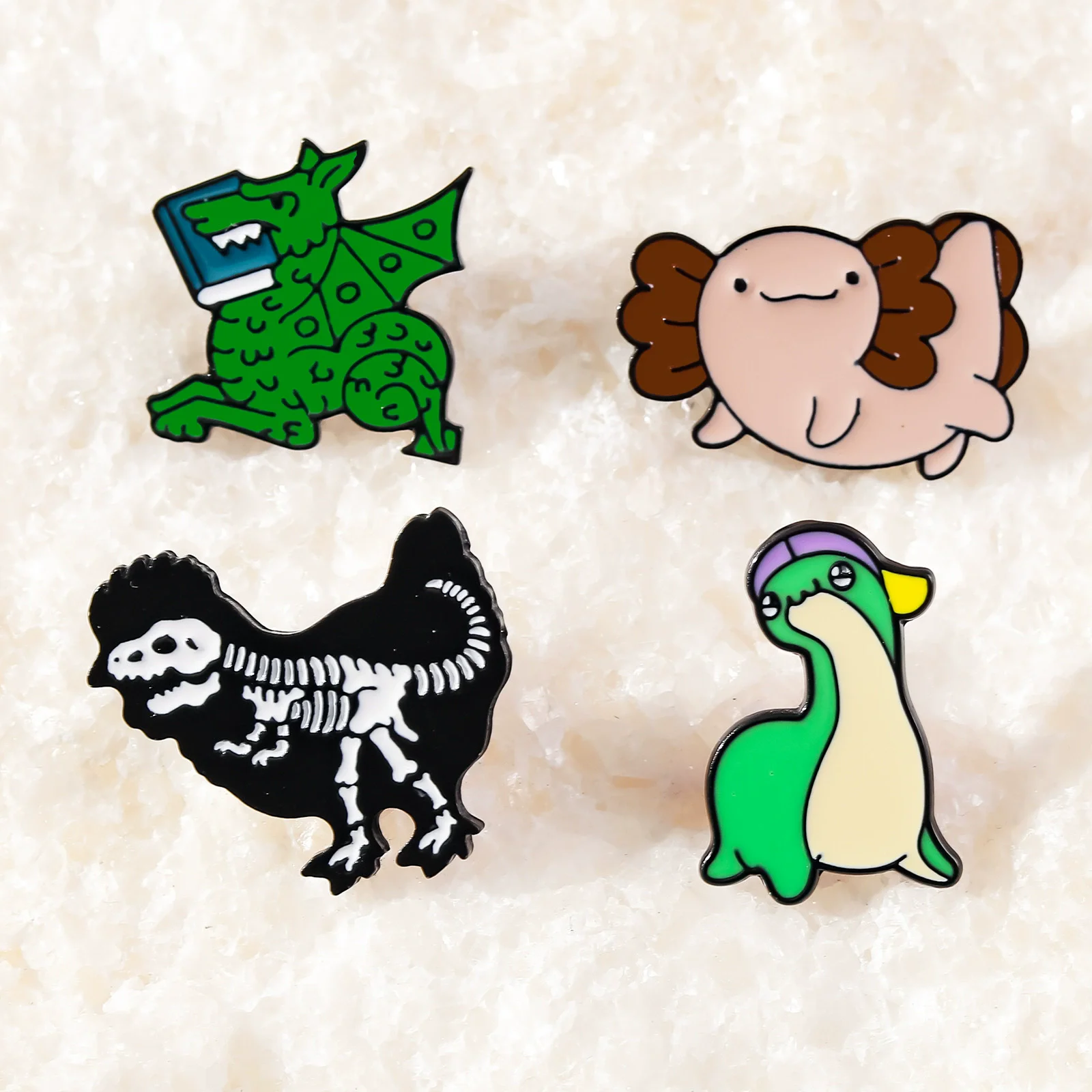 Милый-мультяшный-динозавр-ископаемая-эмалированная-брошь-животное-кролик-медведь-кости-скелет-значок-булавка-на-лацкан-рюкзак-одежда-шляпа-аксессуары