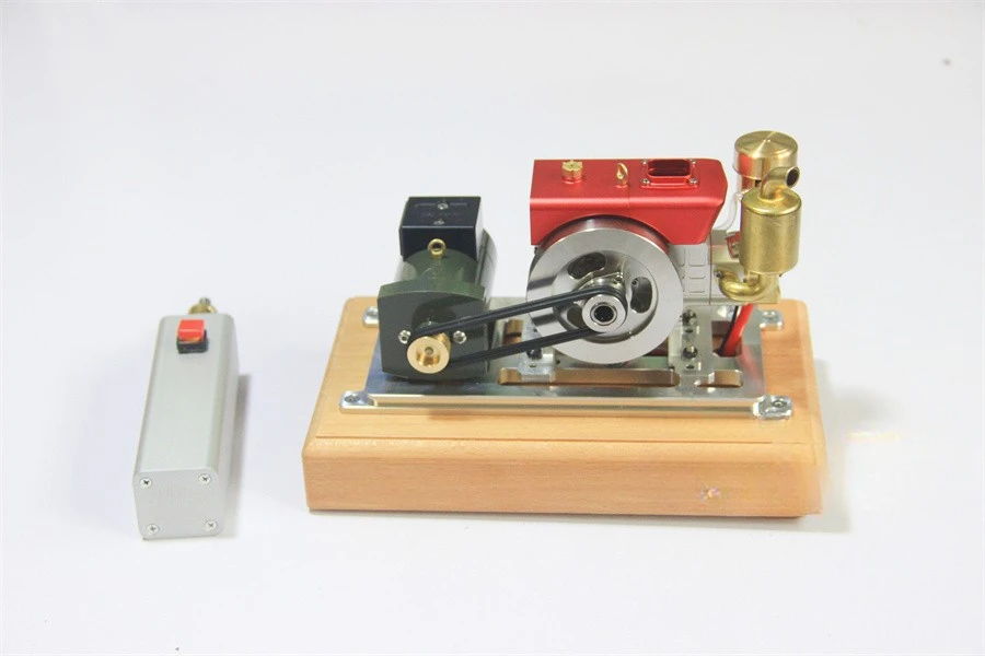 

Simulated mini generator methanol gasoline engine can be equipped with 12V digital accessories that can generate electricity