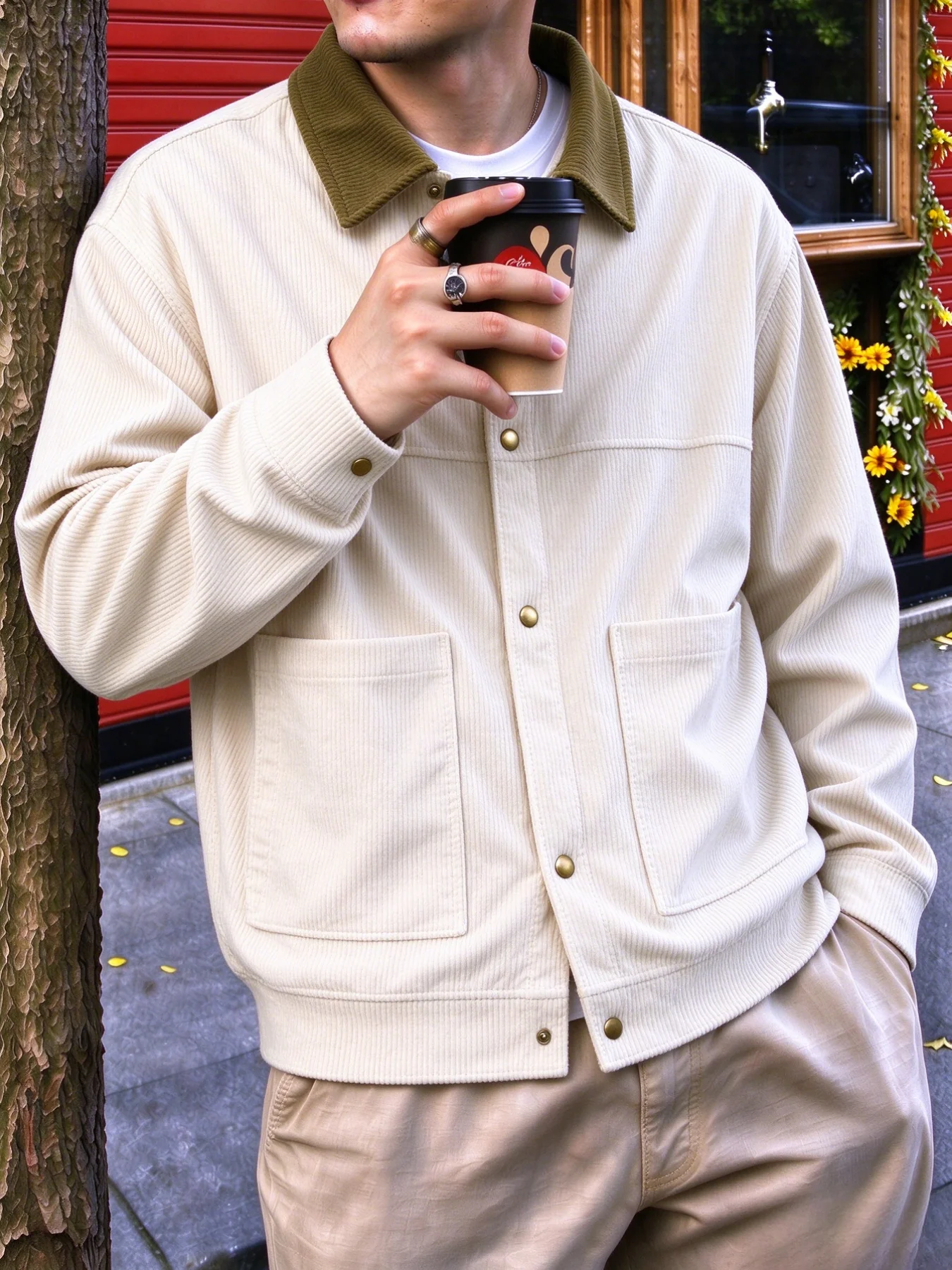 Men Corduroy Jacket With Contrast‑Color Collar Vintage Button‑Up Trucker Coat With Big Patch Pockets For Men Casual Daily Outer