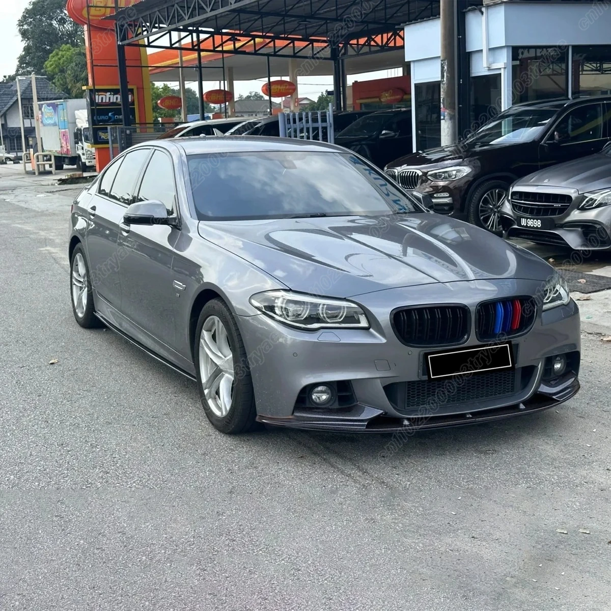 For BMW 5 Series F10 M5 2012 2013 2014 2015 2016 Automobile Front Bumper Splash Lip Splitter Lip Splitter Body Modification Kit view 4