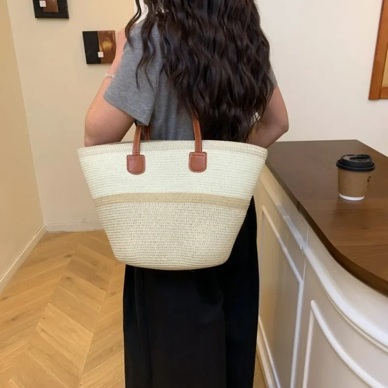 トレンディな高級デザイナーズおむつバッグ女性用ファッショナブルな大容量トートバッグエレガントなレザークロスボディショルダーバッグシンプル