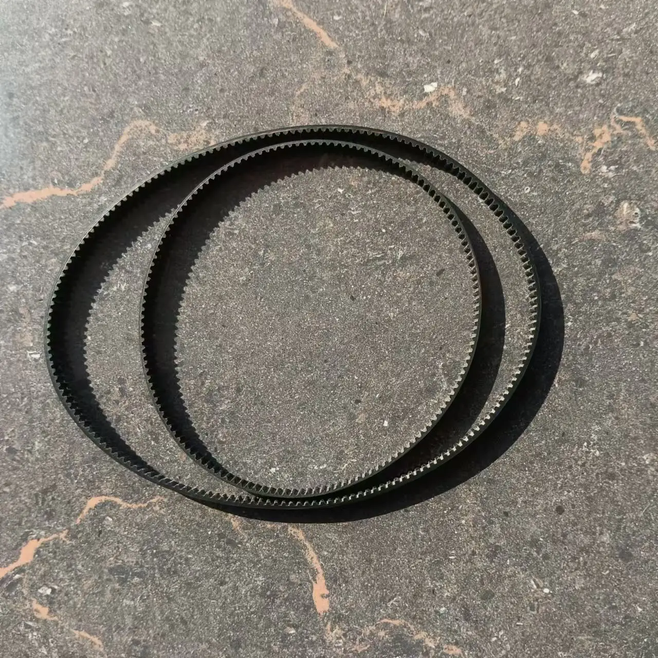 2Pcs 100% New Replacement Rubber Belts For Breakmaker Black And Decker B2300/B-2300 Bread Maker Machine