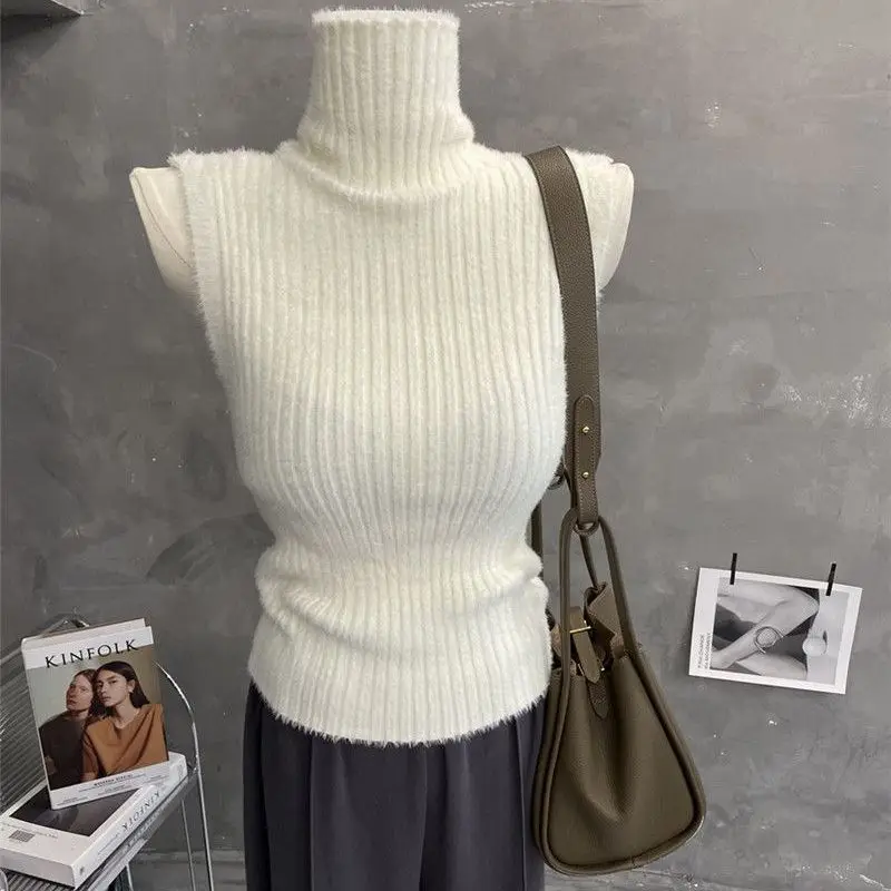 

High Neck Sleeveless Vest Sweater, Women's Camisole, Autumn and Winter Warm Inner Layer, Stylish and Sexy Knitted Base Top