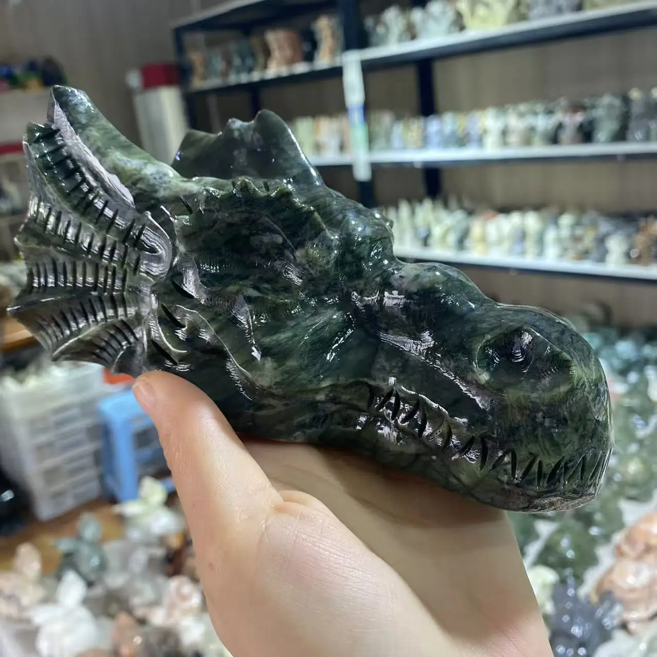 

Natural xiuyan jade crystal quartz carved dragon head, energy gemstone, spiritual healing, home decoration, demagnetization divi