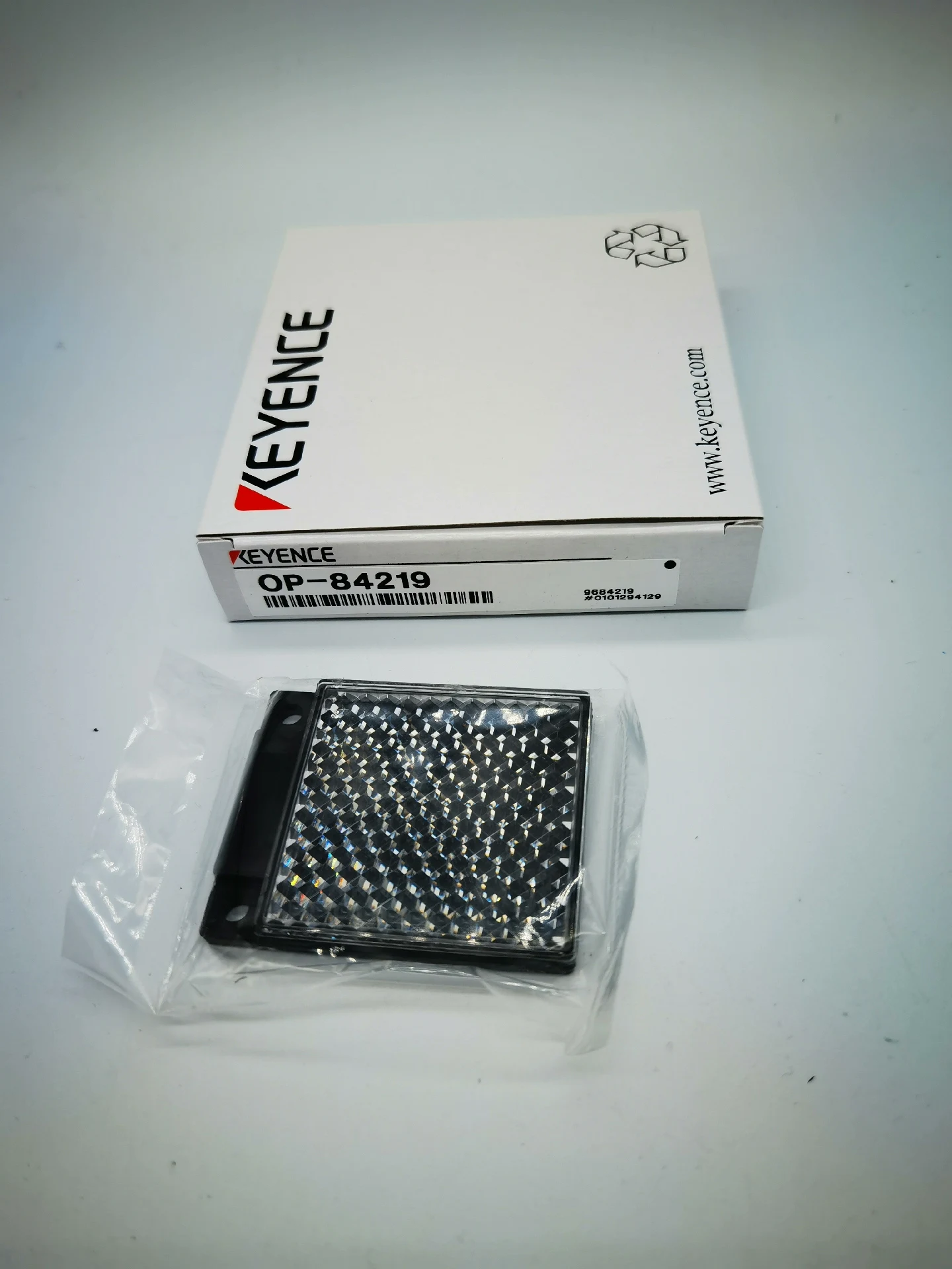KEYENCE OP-84219 photoelectric switch, brand new original and genuine