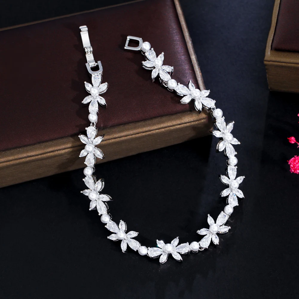 CWWZircons Shiny White Cubic Zirconia Pave Flower Leaf Shape Pearl Bracelets for Women Wedding Bridal Jewelry Accessories CB301