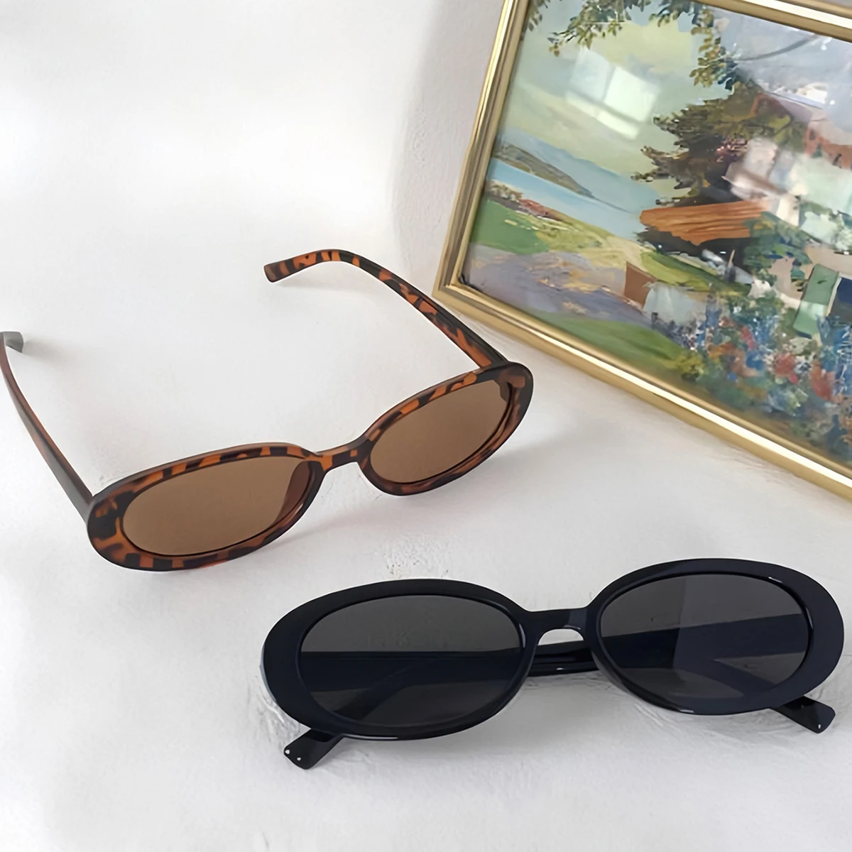 2 Pairs of Women's Oval Full-Frame Fashion Glasses, American Retro Stylish and Age-Reducing Versatile Women's Glasses, Suitable for Park Walks, Outdoor Photography, and Short Holiday Trips