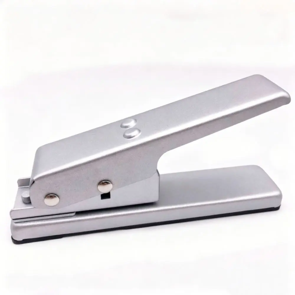 Portable Metal Guitar Pick Puncher Plectrum Trimmer DIY Guitar Pick Compact Card Cutter Guitar Pick Punch Tool Music Enthusiasts