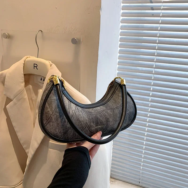 

2025 Trendsetter! Stylish Elegant Women's Bag - Popular Dumpling-shaped Shoulder Bag,Handheld/Underarm/Crossbody Versatility