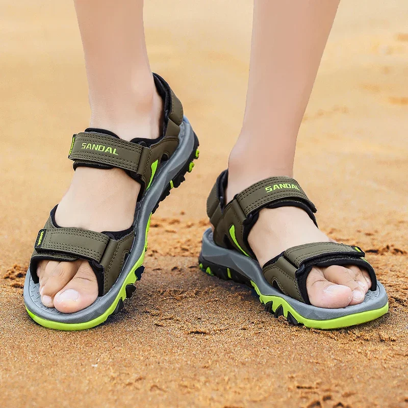 Sandalias de playa para hombre, zapatos deportivos de diseño transpirables, resistentes al desgaste, para ocio al aire libre y vacaciones de verano