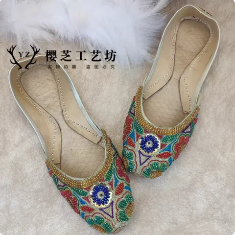 Scarpe da ballo indiane da donna ricamate con perline in pelle bovina fatta a mano pakistana