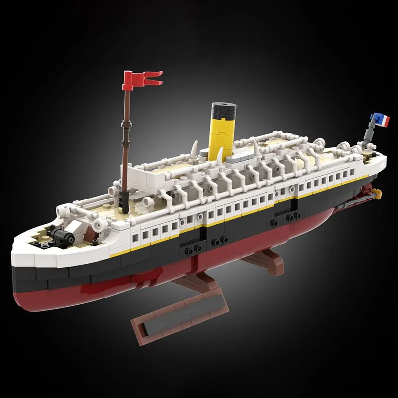 Buildmoc Titanic White Boat Normadiced Ship City MOC Set Building Blocks Kits Toys for Children Kids Gifts Toy 816PCS Bricks