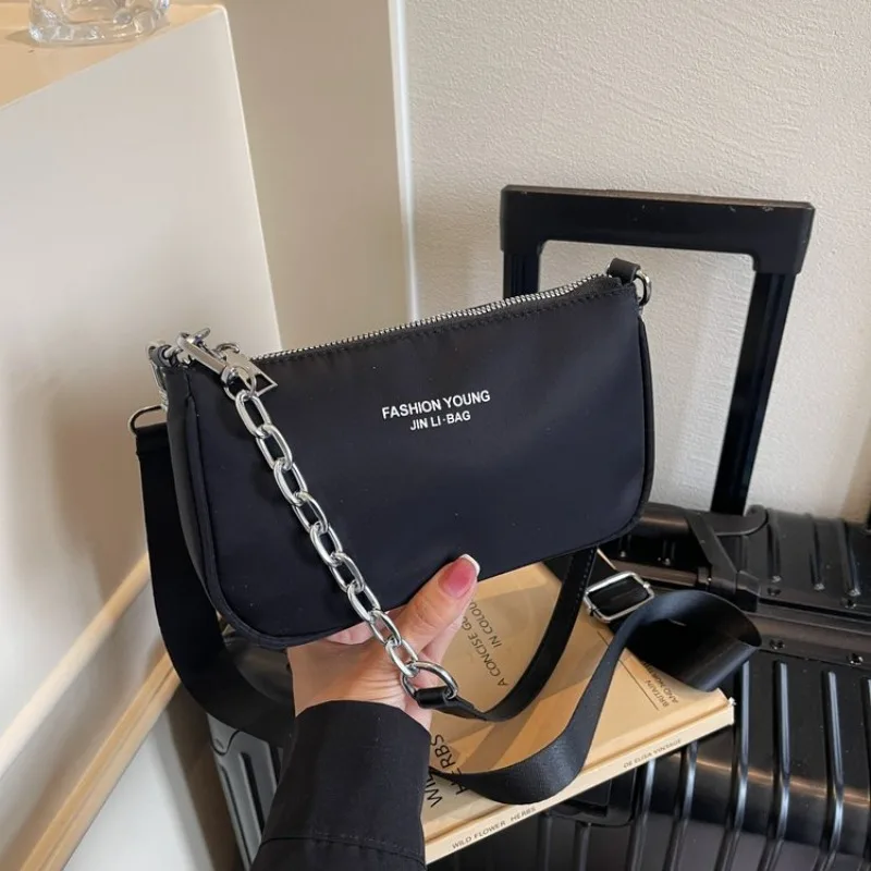 

Elegant Designer Hands-Free Diaper Bag Women Luxury Leather Tote Large Capacity Stylish Crossbody Handbag For Active Mothers