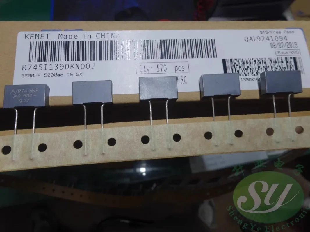

10PCS AV R745I1390KN00J 0.0039uf/500VAC 3n9 3900pf 3.9nf 392 New film capacitor