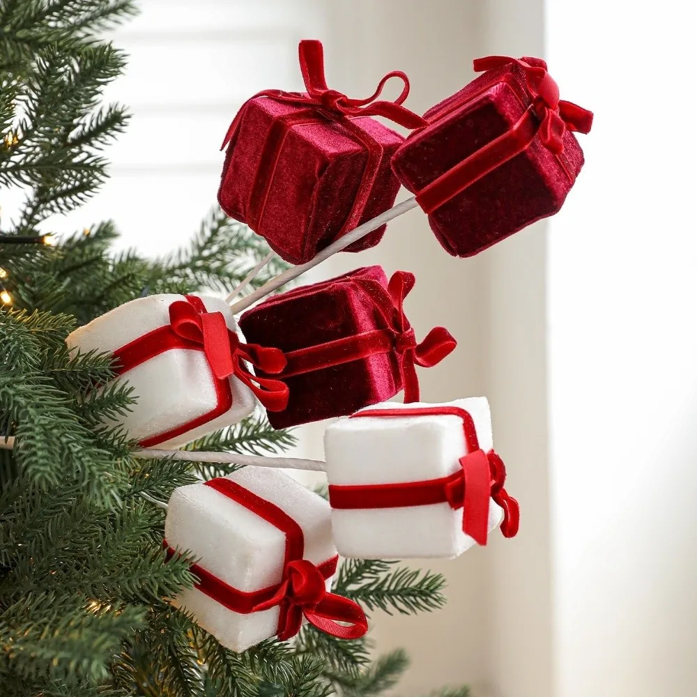 

45cm Christmas Gift Box Branches Realistic Flower Arrangement Foam Hanging Gift Box Decorative Handmade Xmas Tree Ornaments