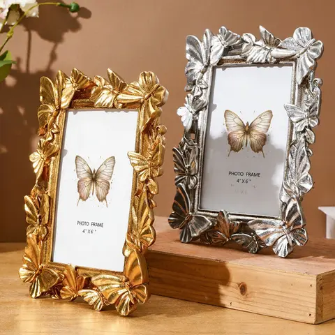Décoration de cadre papillon tridimensionnel en résine blanche, or, noire, or et argent de style européen, 1 pièce