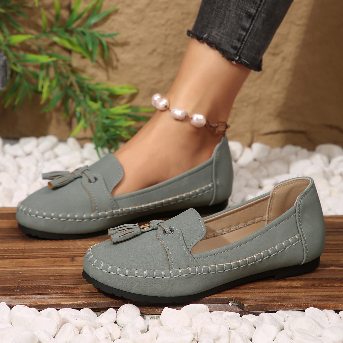 Damen-Loafer mit Quasten, runde Zehenpartie, Slip-On, flache Schuhe, Wildleder-Optik, weiche Sohle, lässige Damen-Mokassins für den Alltag. – Detail 9