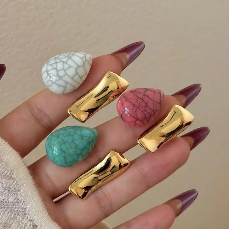 

French Luxurious Crack Waterdrop Natural Stone Open Ring for Women Unique High-End Feelings Stackable Commute Jewelry Accessory