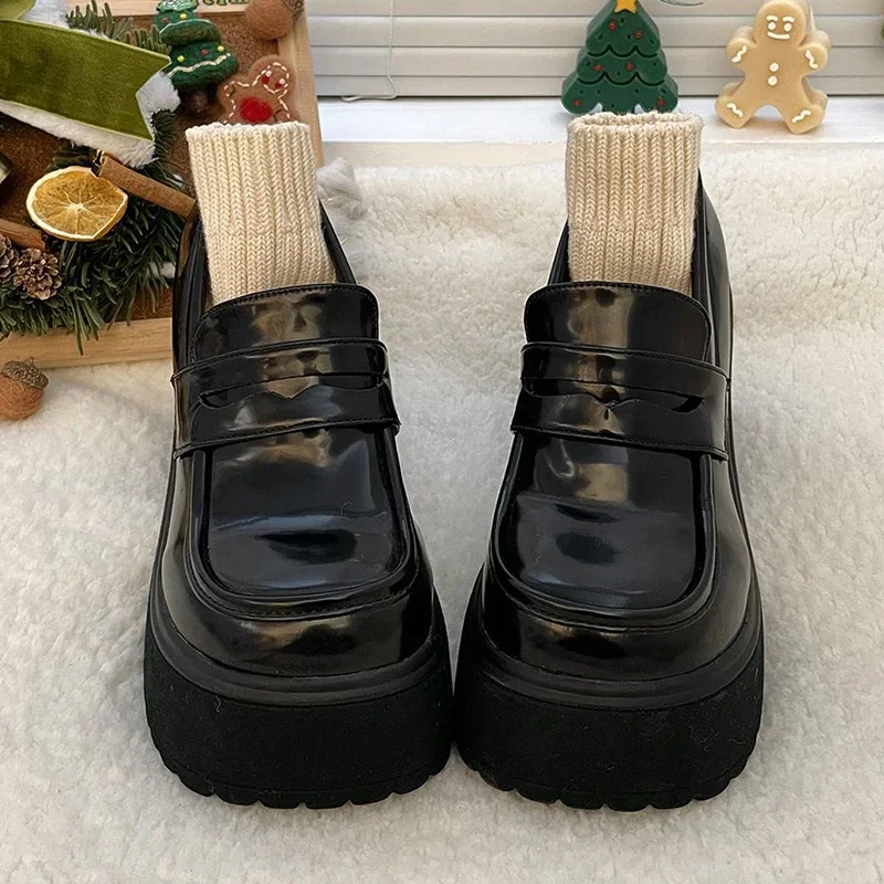 High Heels Daily Luxury Women's Solid Color Temperament Mary Jane with Follow-up Shoes Retro Le Fu Shoes 2026 New Thick Soled