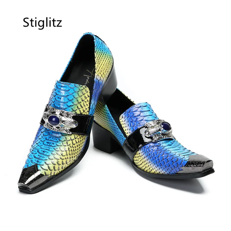 

Men's Pointed Toe Genuine Leather Shoes Pearl Metal Decor Snake Pattern Casual Business Shoes Fashion Party Banquet Dress Shoes