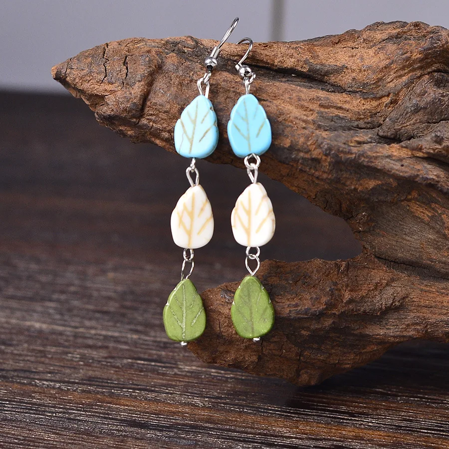DIY accessories Europe and the United States hot-selling retro creative leaf turquoise earrings personalized color splicing pend