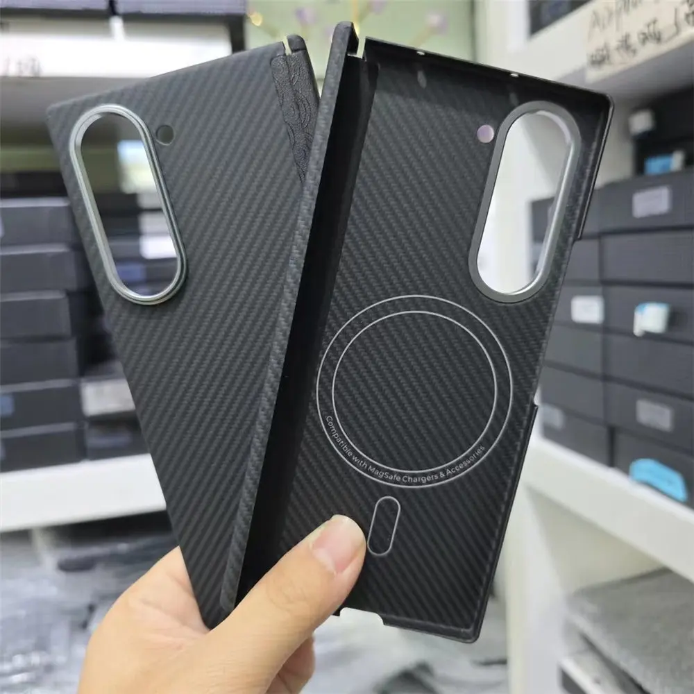 Capa Magsafe de fibra de carbono de aramida fosca para Samsung Galaxy Z Fold7 capa protetora de armadura com dobradiça