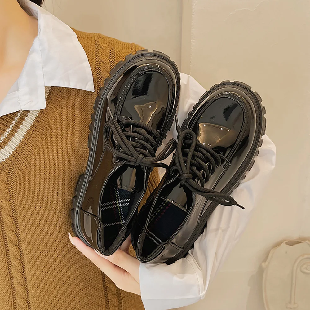 

Black Thick Bottom Casual Shoes for Women Retro British Style Fashionable Lace up Single Shoes College JK School Style